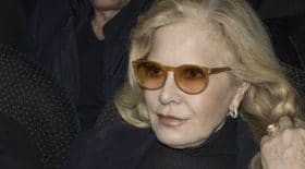 Sylvie Vartan prend la parole et dézingue Laeticia