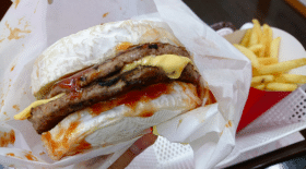 camembert burger