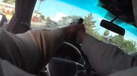 policier tire pare-brise arrêter suspects