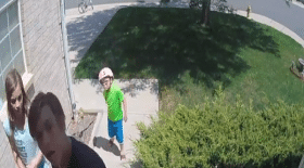 Ces enfants rendent un portefeuille contenant 700$