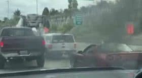 Cette corvette refuse de laisser passer un camion et fini en feu !