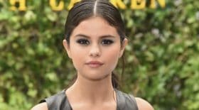 Selena Gomez sexy en bikini