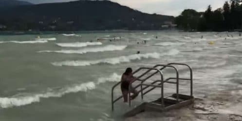 le lac d'Annecy transformé en océan