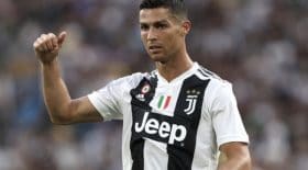 Cristiano Ronaldo débarque à Paris