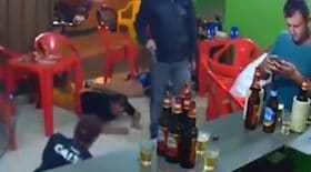 vol à main armée bar absorbé par son téléphone