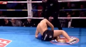 un impressionnant combat de kick boxing