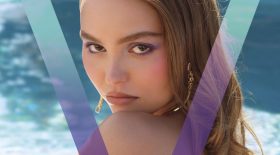 lily-rose-depp-seins-nus-en-couverture-du-magazine