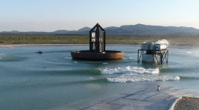 piscine vagues géante
