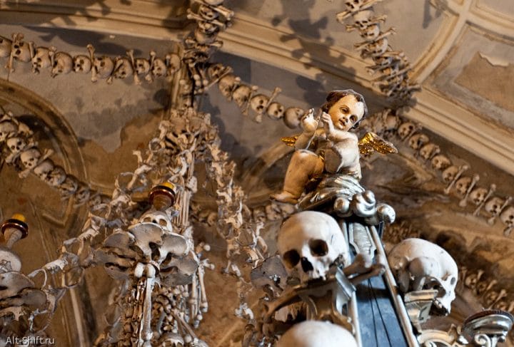 ossements église république tchèque