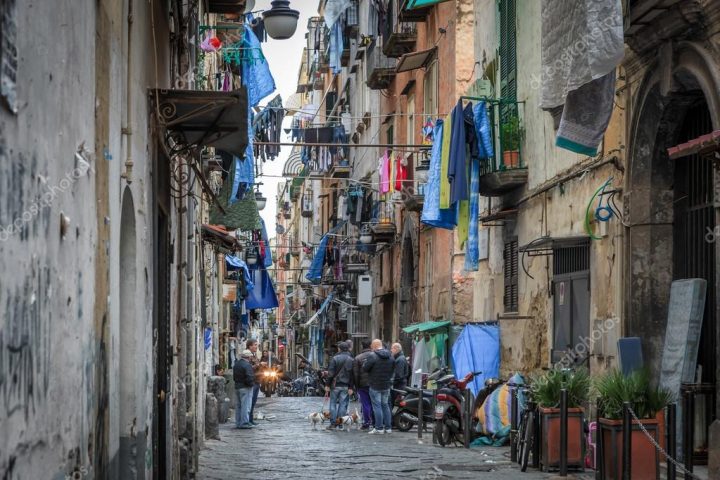 naples centre historique