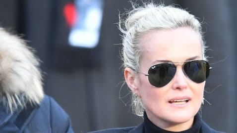 Laeticia victime d'insultes de la part d'une fan en colère