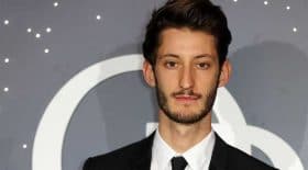 Pierre Niney métamorphosé pour son nouveau film