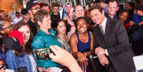 Tom Cruise plus proche de ses fans que de sa fille