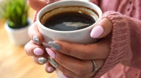 café