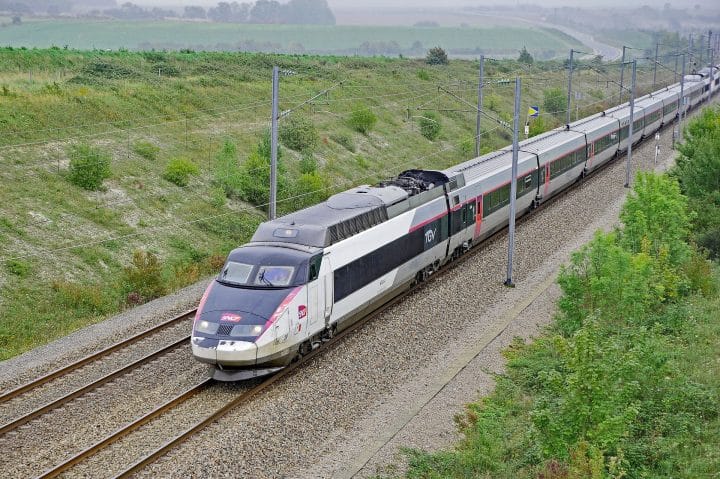 Une balle a traversé la vitre d'un TGV