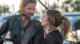 bradley-cooper-lady-gaga-chante-sur-scène
