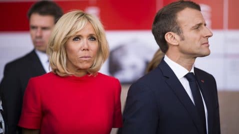 Brigitte Macron surprise avec son mari durant un moment intime