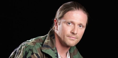 Emmanuel Petit attaqué par sa fille 