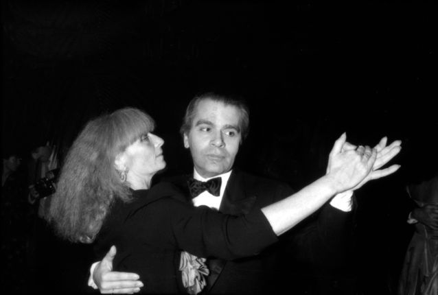 Karl-Lagerfeld-danse-avec-Sonia-Rykiel-juin-1981
