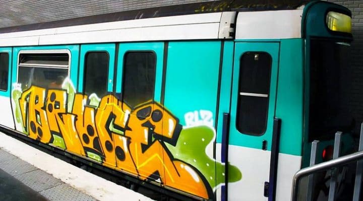 graffitis métro