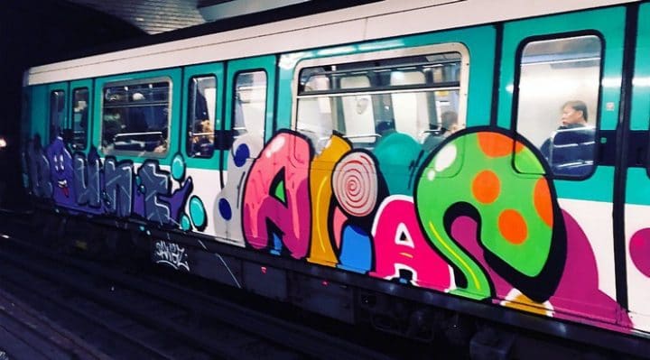 graffitis métro