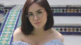 Agathe Auproux affiche un décolleté vertigineux sur Instagram