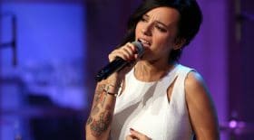 alizee-danse-avec-les-stars-keen'v-balance
