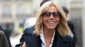 Brigitte Macron reçoit des lauréates à l'Elysée en jean