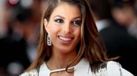Iris Mittenaere se déguise en dragon pour ses neveux