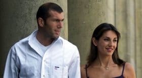 veronique-zidane-affiche-phto-sexy-fils-anniverssaire