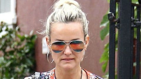 laetitia-hallyday-geste-incroyable-surpris-fans