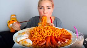 mukbang manger en direct webcam