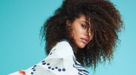tina-kunakey-entierement-nue-en-couverture-dun-magazine-elle-rend-vincent-cassel-completement-fou