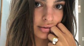 Emily Ratajkowski enflamme la toile