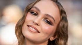lily-rose-depp-se-devoile-soutien-gorge-fait-grimper-temperature-instagram