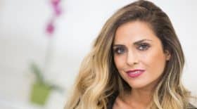 clara-morgane-photo-tres-rare-fille