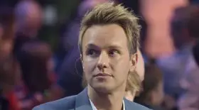 cyril-feraud-lanimateur-de-slam-annonce-la-mort-pere-dans-un-message-bouleversant