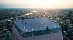 Une piscine en plein air hors du commun