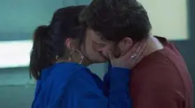 plus-belle-la-vie-deux-personnages-la-serie-sont-en-couple-dans-la-vraie-vie-devinez-qui