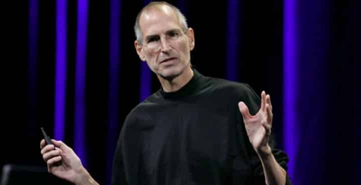 Steve Jobs chauve