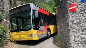 Bus qui reste coincé