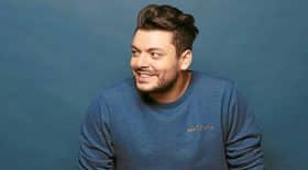 kev-adams-nouvelle-coupe-de-cheveux-qui-ne-passe-certainement-pas-inapercue