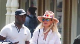 La vie festive de Laeticia Hallyday
