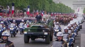 Macron sifflé