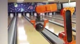 robot bowling
