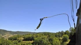 saut à l'elastqiue