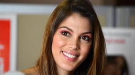 Iris Mittenaere rate un selfie