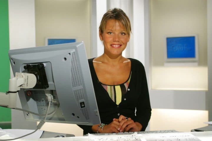 laura tenoudji jeune