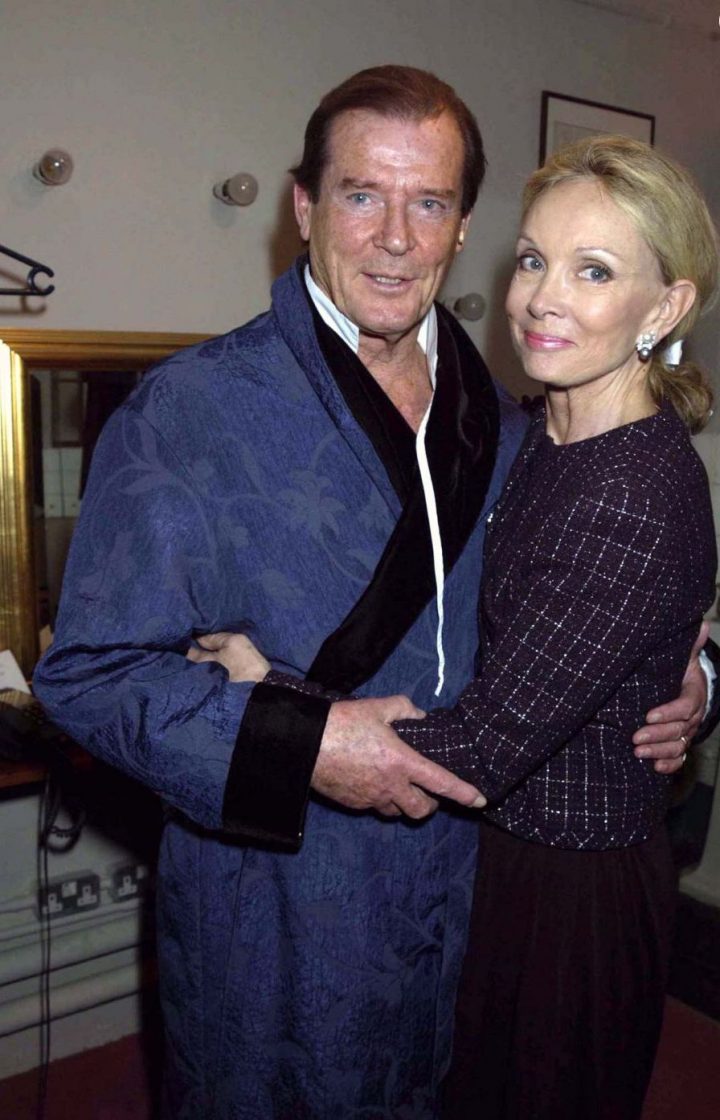 roger moore kristina tholstrup