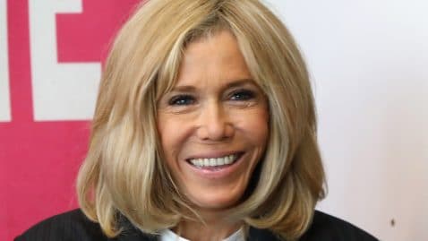 Brigitte Macron fait sensation durant une visite officielle